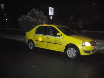 Taximetrele, la control: poliţiştii au aplicat peste 700 de amenzi
